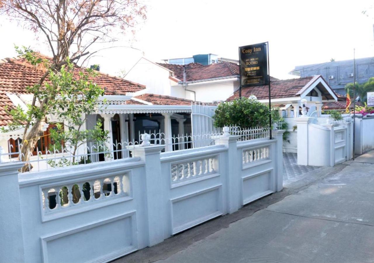 Cozy Inn Negombo Exterior photo